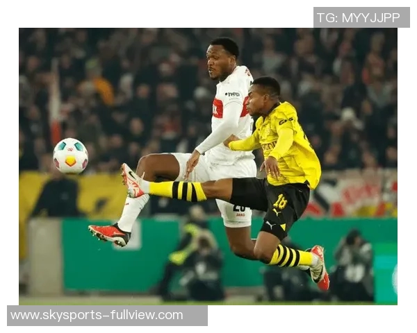 友谊赛惊现冷门多特蒙德大胜里昂五球引发全场热议