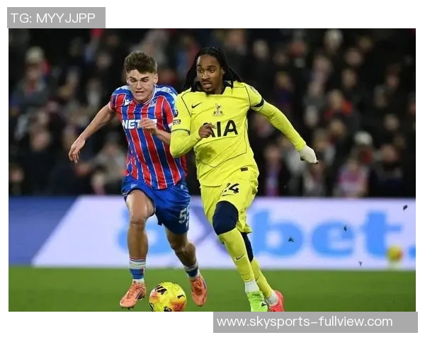 意甲焦点战热刺小胜曼城红牌争议引发全场热议与十大精彩进球回顾