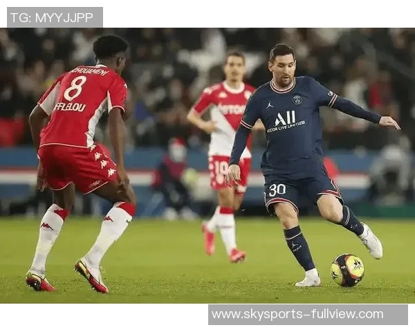 德甲激情对决巴黎圣日耳曼6比2曼联帽子戏法引爆全场精彩瞬间